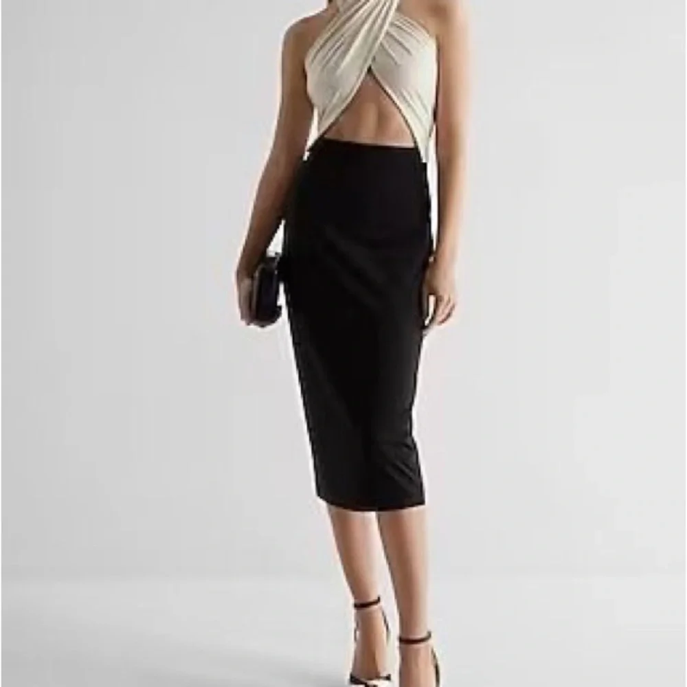 Express Color Block Convertible MIDI - Picture 1 of 2